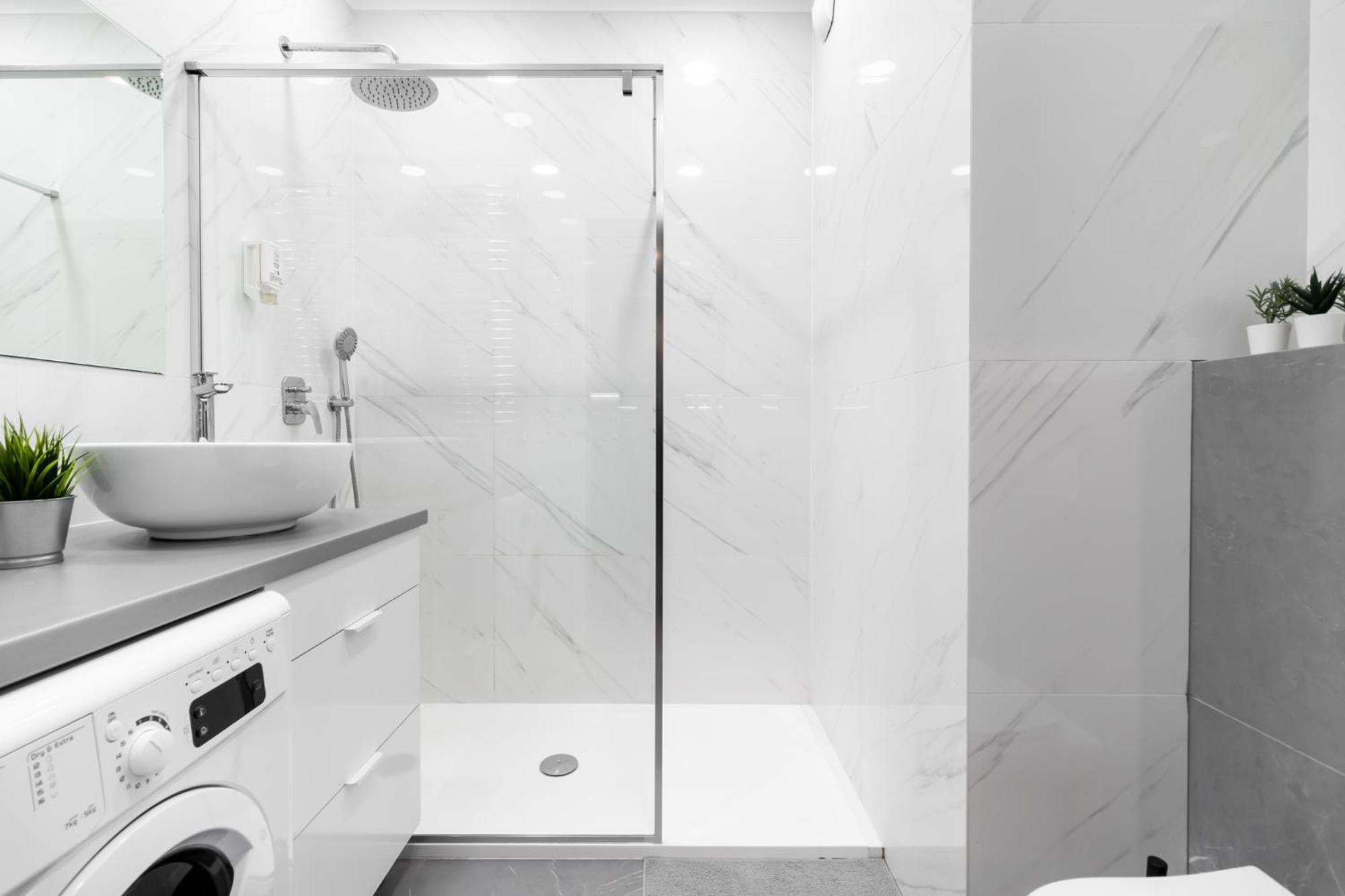- Great Location- One Bedroom - Siedmiogrodzka 3 Leilighet *